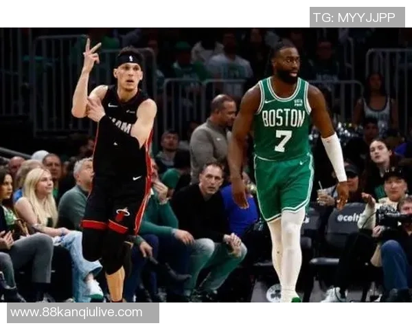 凯尔特人与骑士的激烈对决央视全程直播精彩瞬间不容错过