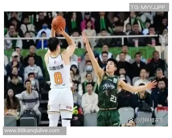 山西男篮与新疆队在陕西站展开激烈对决期待精彩表现与胜利归属